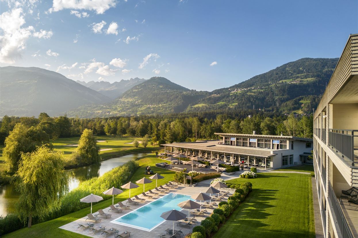 220717_martinlugger_golfhotel_DJI_0678.jpg