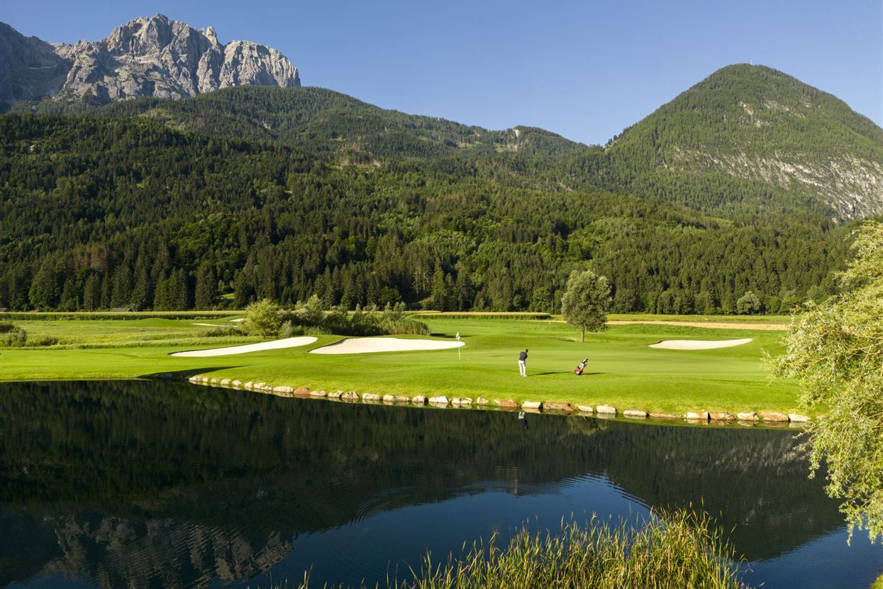 230730_martinlugger_golfhotel_DJI_0815.jpg