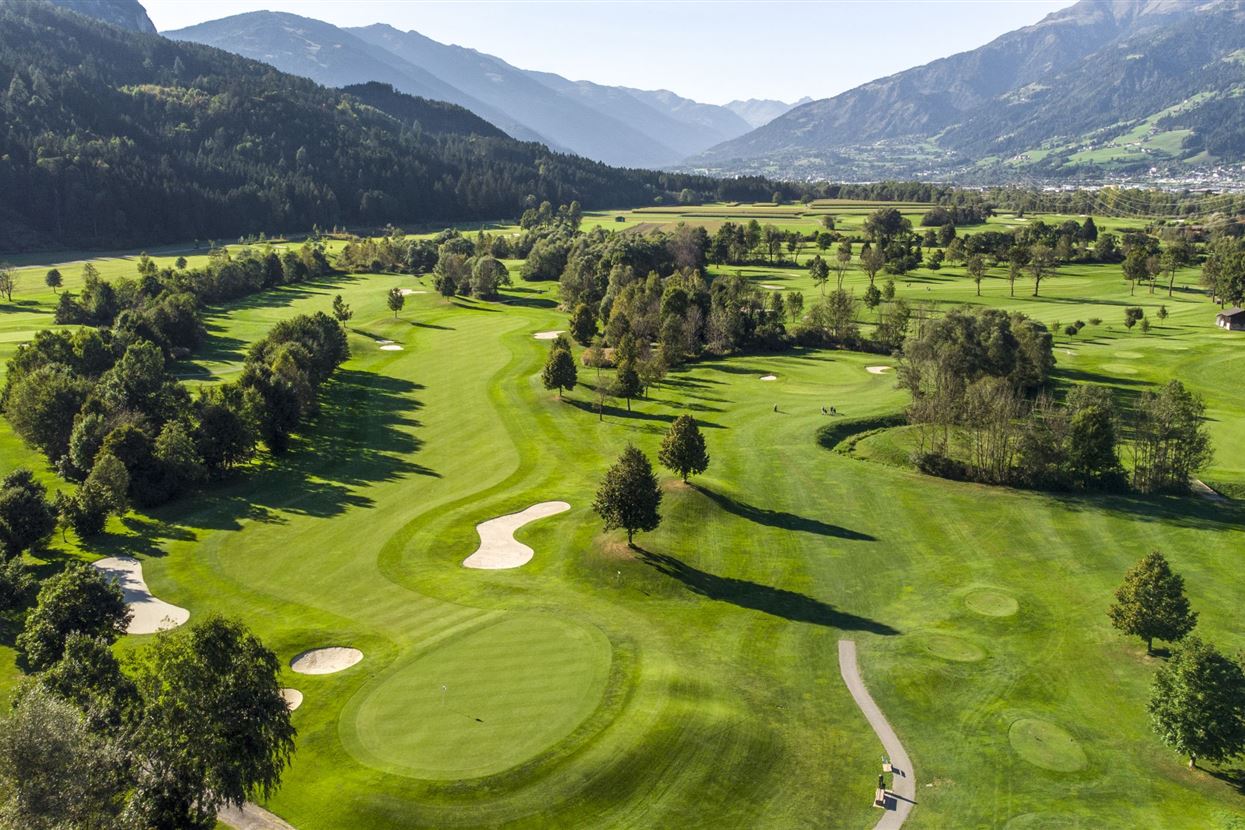 Dolomitengolf-GRÜN-Loch-2.jpg