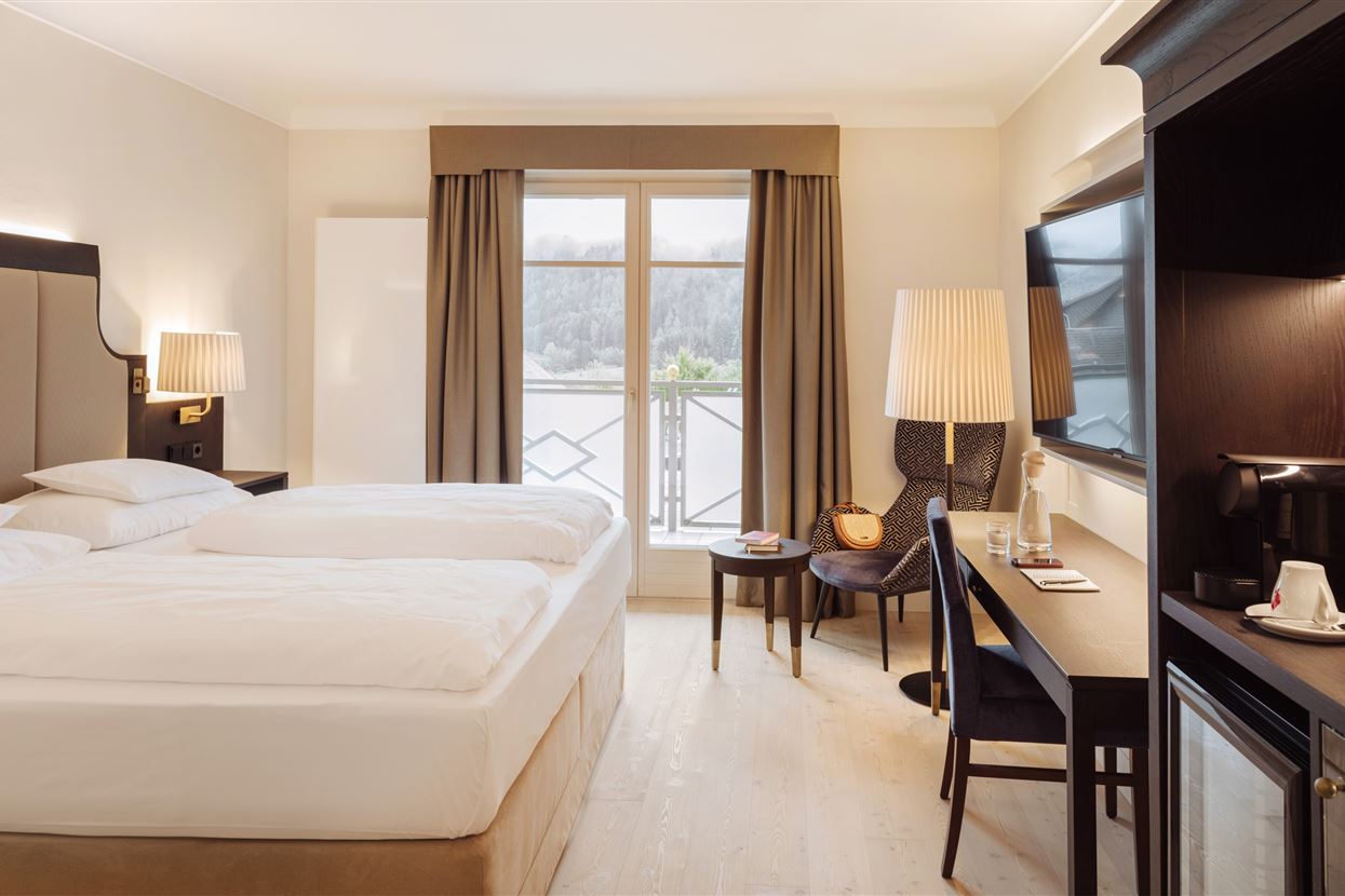 Doppelzimmer mit Balkon IMLAUER Hotel Schloss Pichlarn.jpg