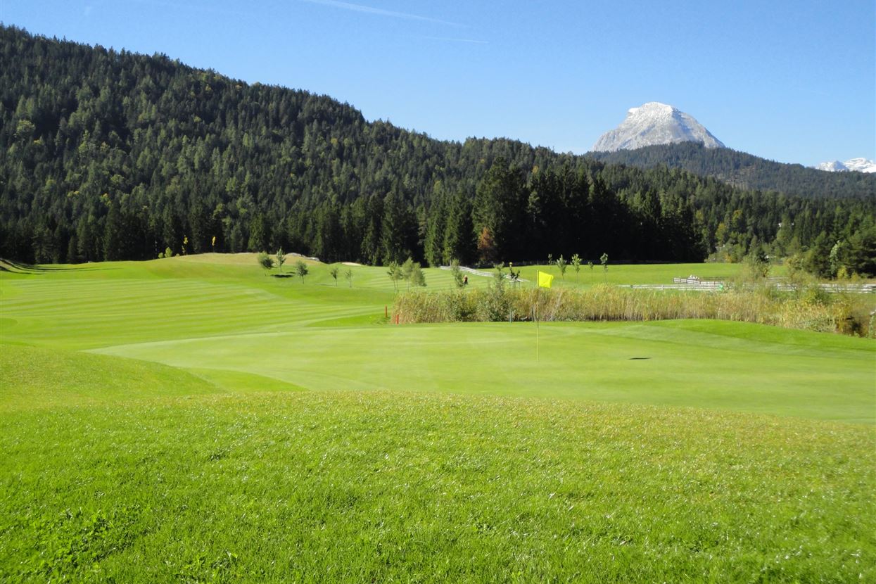 Golfgrün