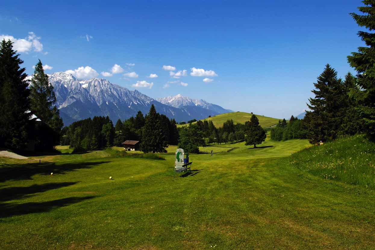Golfplatz Innsbruck Igls Rinn Abschlag