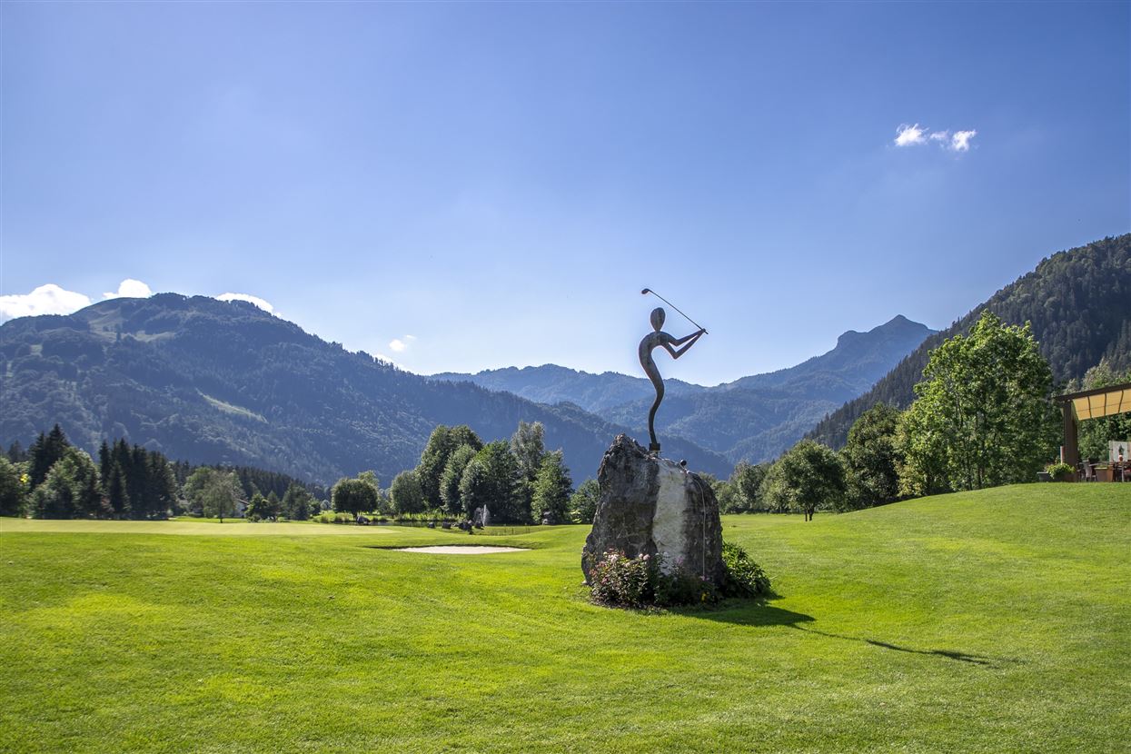 Golfplatz Lärchenhof Golferstatue