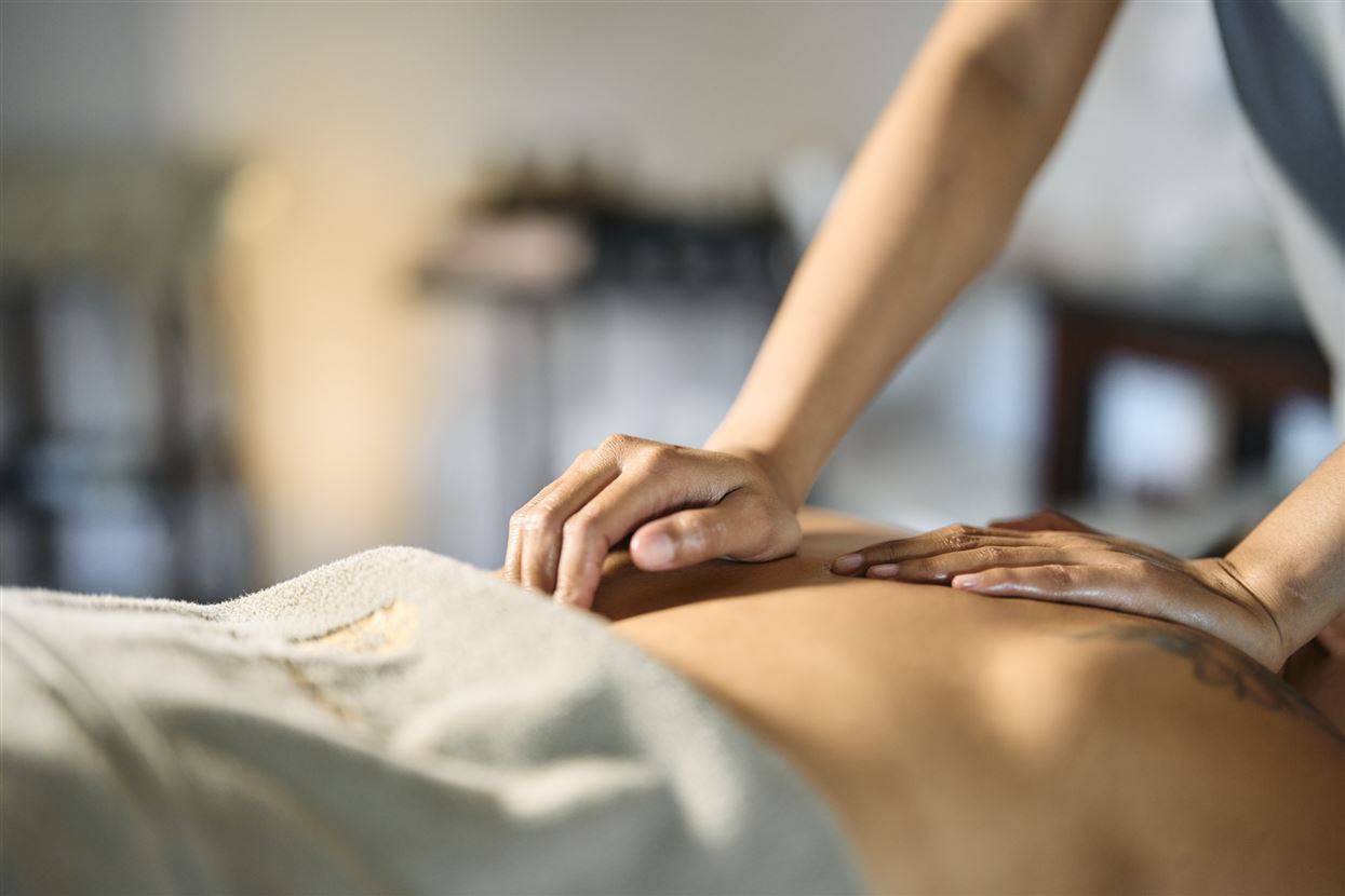 Massage im IMLAUER Hotel Schloss Pichlarn.jpg