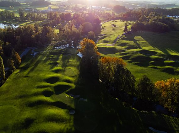 Drohne Loch 1-9-1.jpg