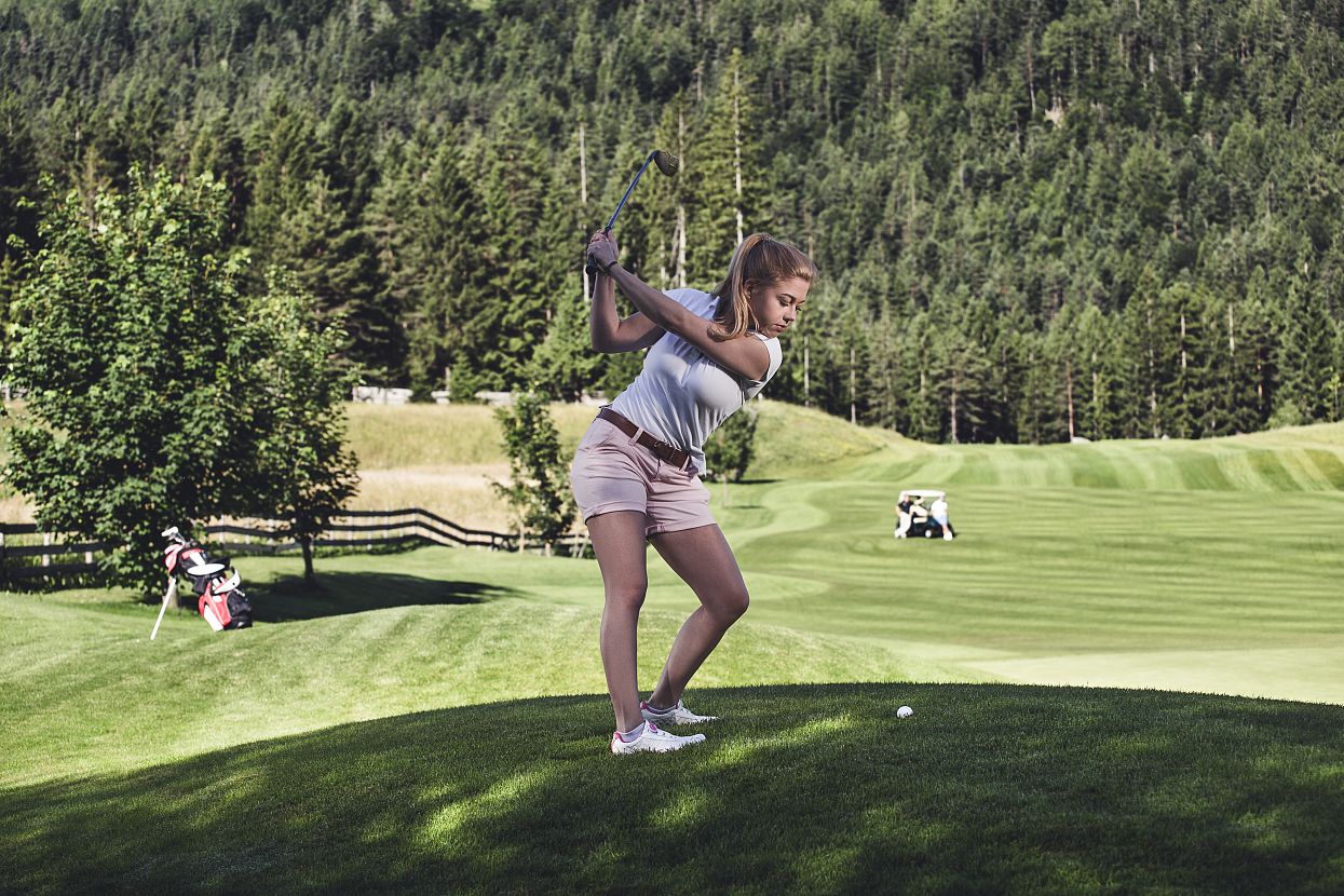 Frau pitcht GC Seefeld-Reith.tif