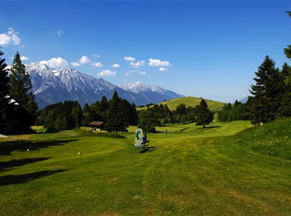 Golfplatz Innsbruck Igls Rinn Abschlag