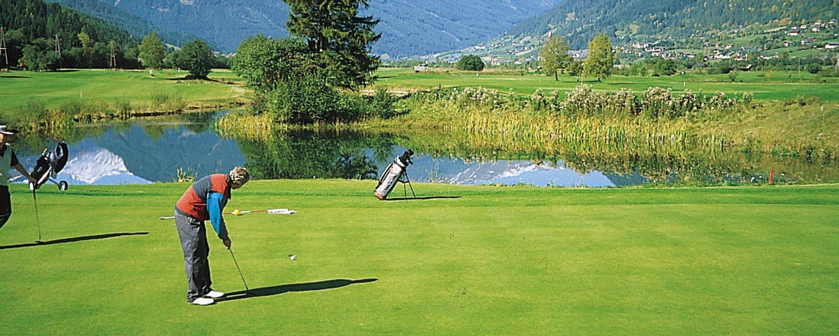 Golfgrün