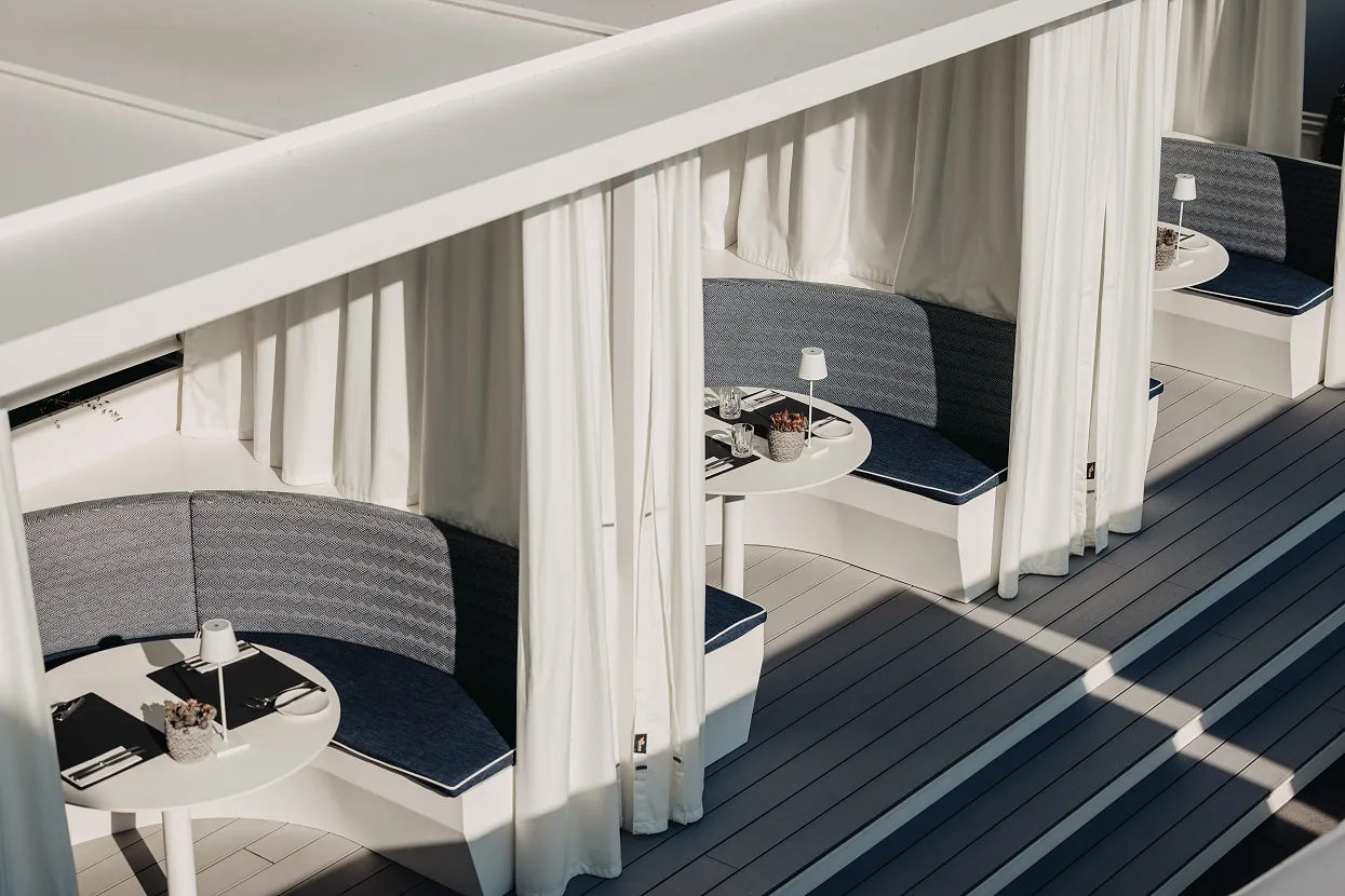 c_Seehotel Dr. Jilly_JILLY_BEACH.jpg