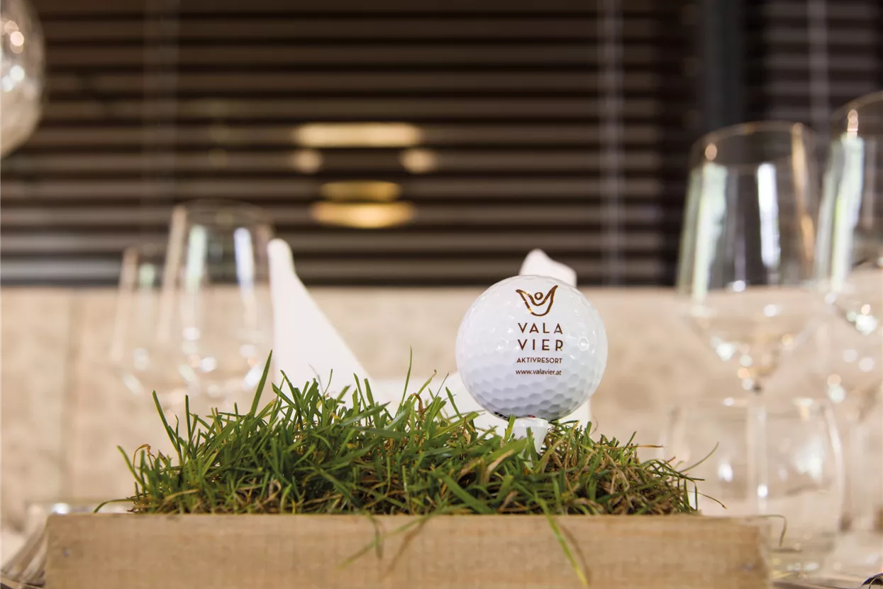 golfball_s_23_3703.jpg