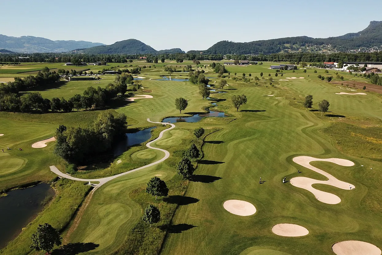 Golfplatz.webp