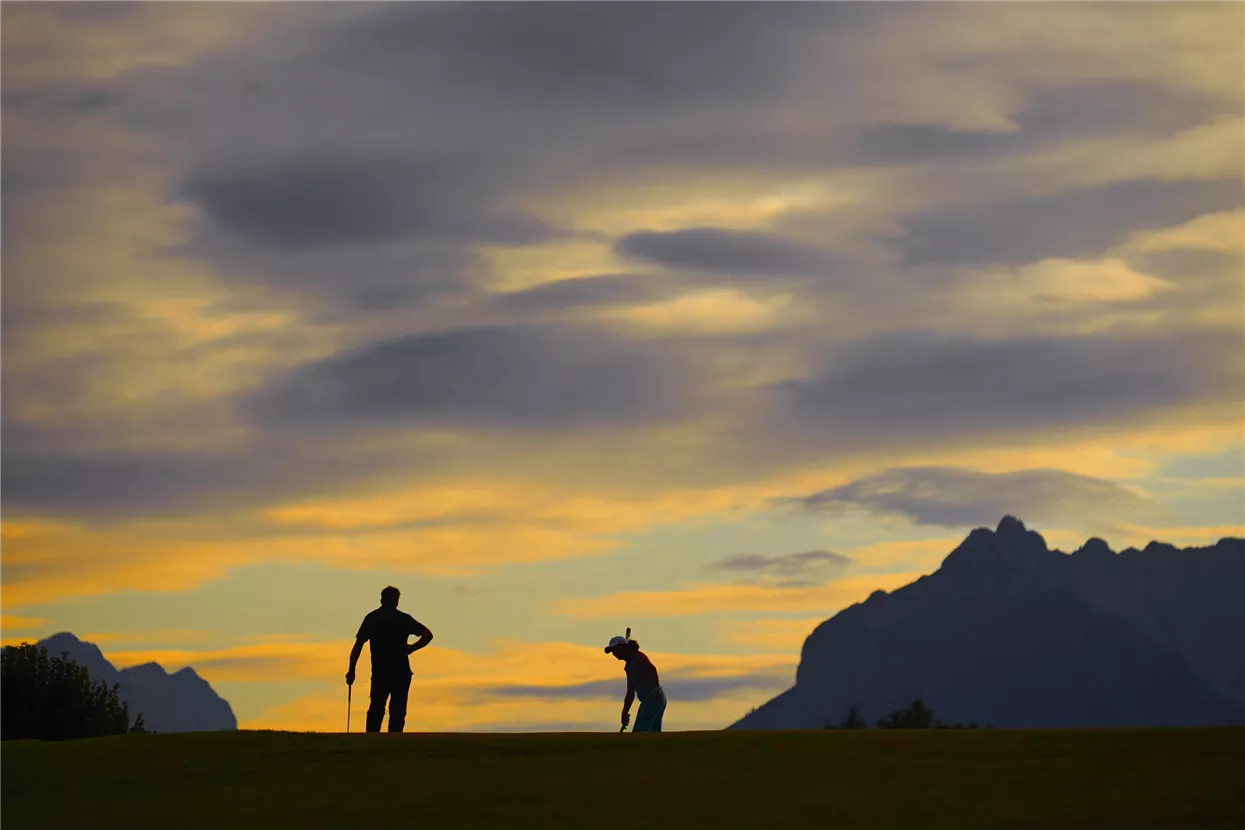 Golfplatz Reit im Winkel Kössen abends