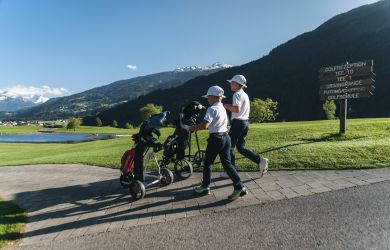 GolfingwithKids-3.jpg