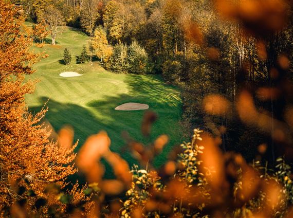 ┬®e3MediaHouse_MaxDraeger_2019_GolfEichenheim_IndianSummer_0004_final_3200px-3 - Kopie (2).jpg