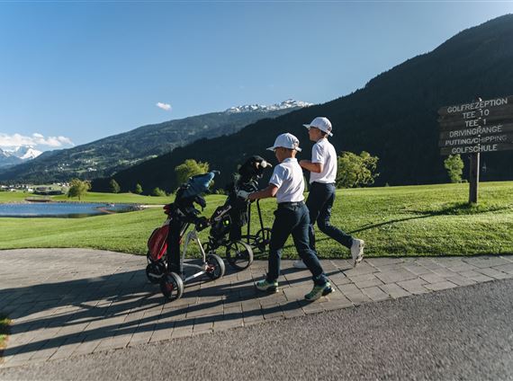 GolfingwithKids-3.jpg