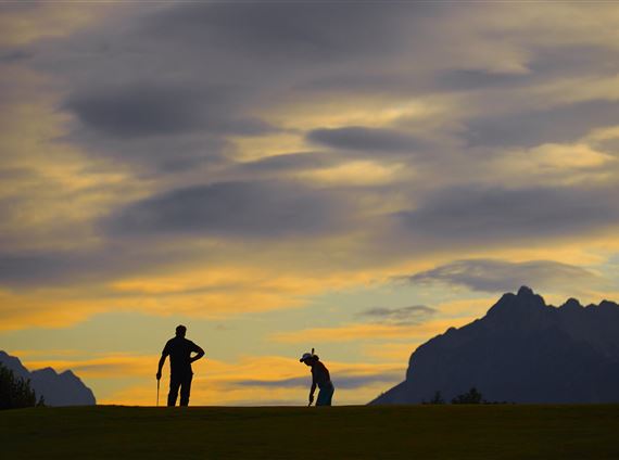 Golfplatz Reit im Winkel Kössen abends