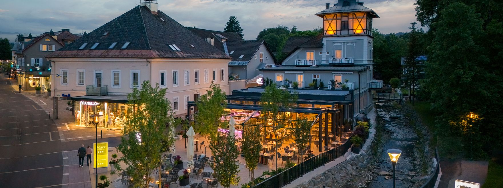 HotelPost_außen2_(c)Bernlieger.jpg