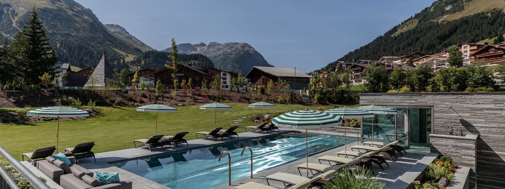 Pool außen