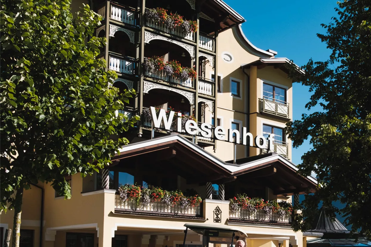 Hotel der Wiesenhof mit Manfred Furtner
