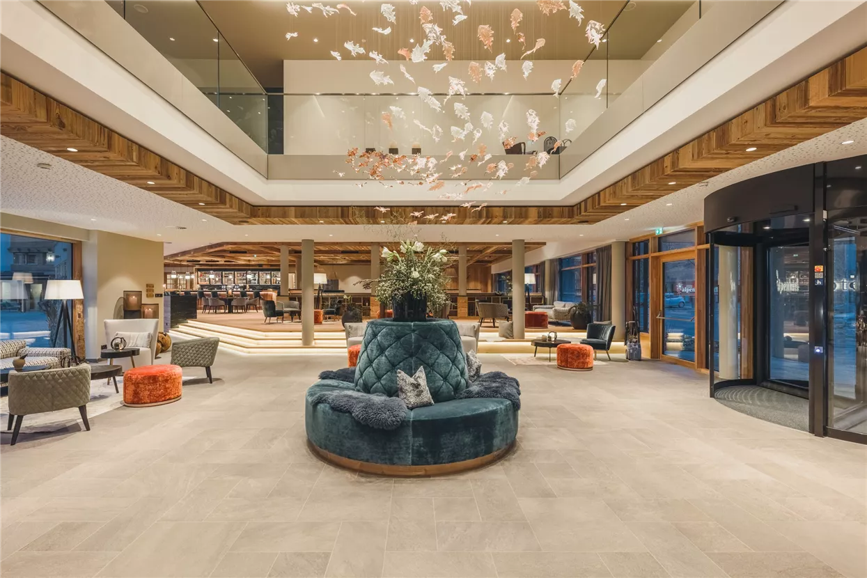 Alpenhotel Montafon__Lobby Bar restaurant