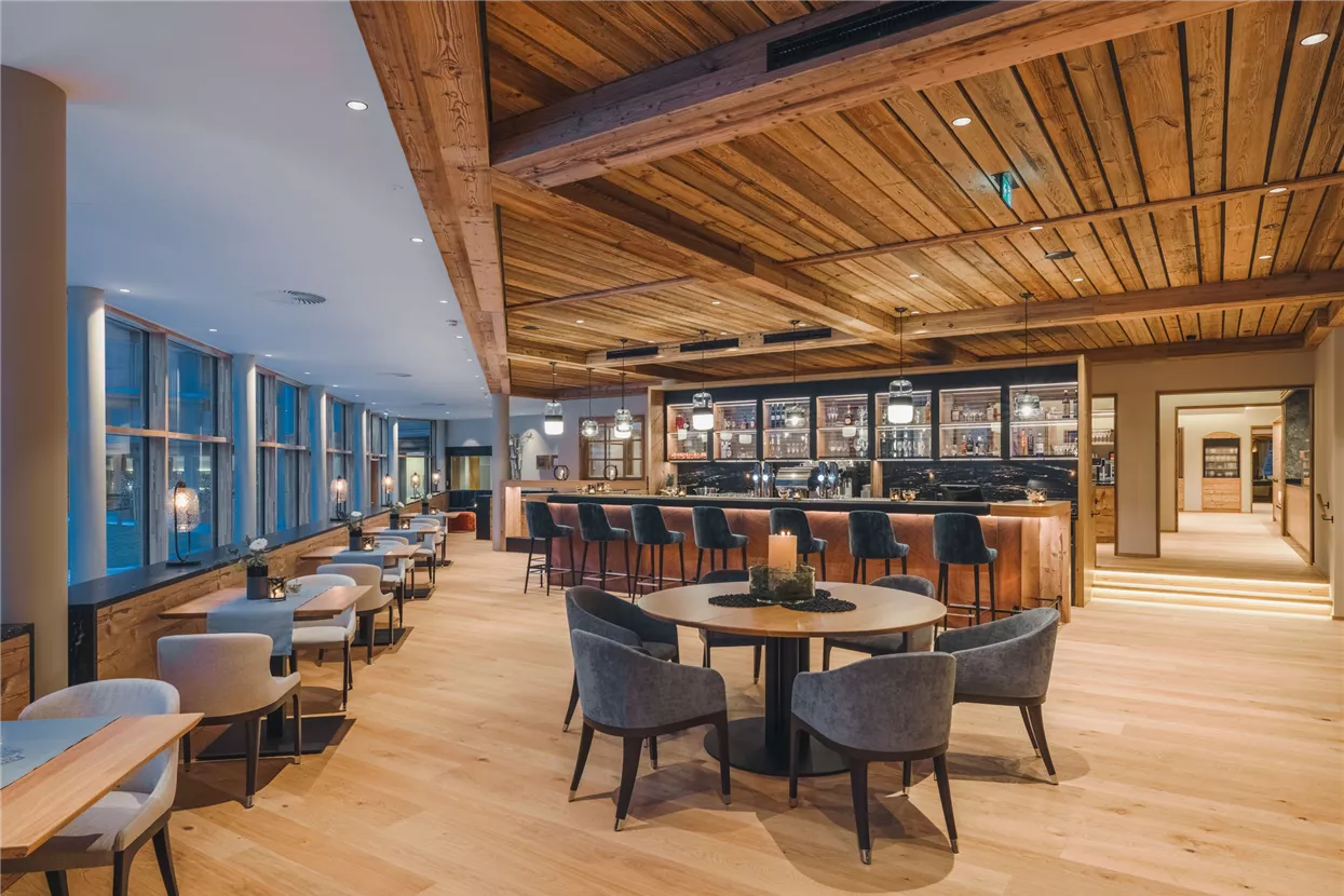 Alpenhotel__Lobby Bar restaurant