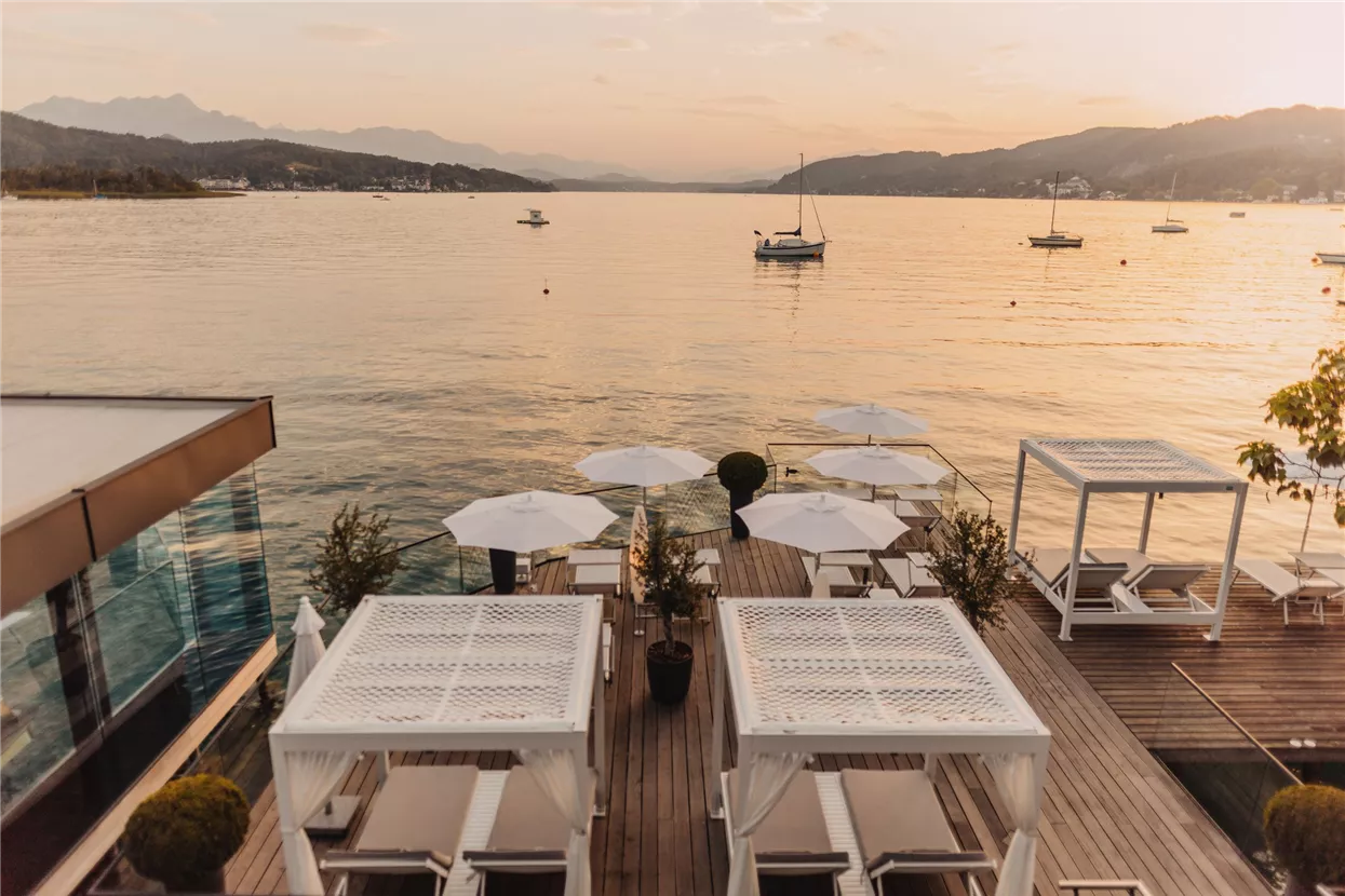 c_Seehotel Dr. Jilly_Hauptsujet.jpg