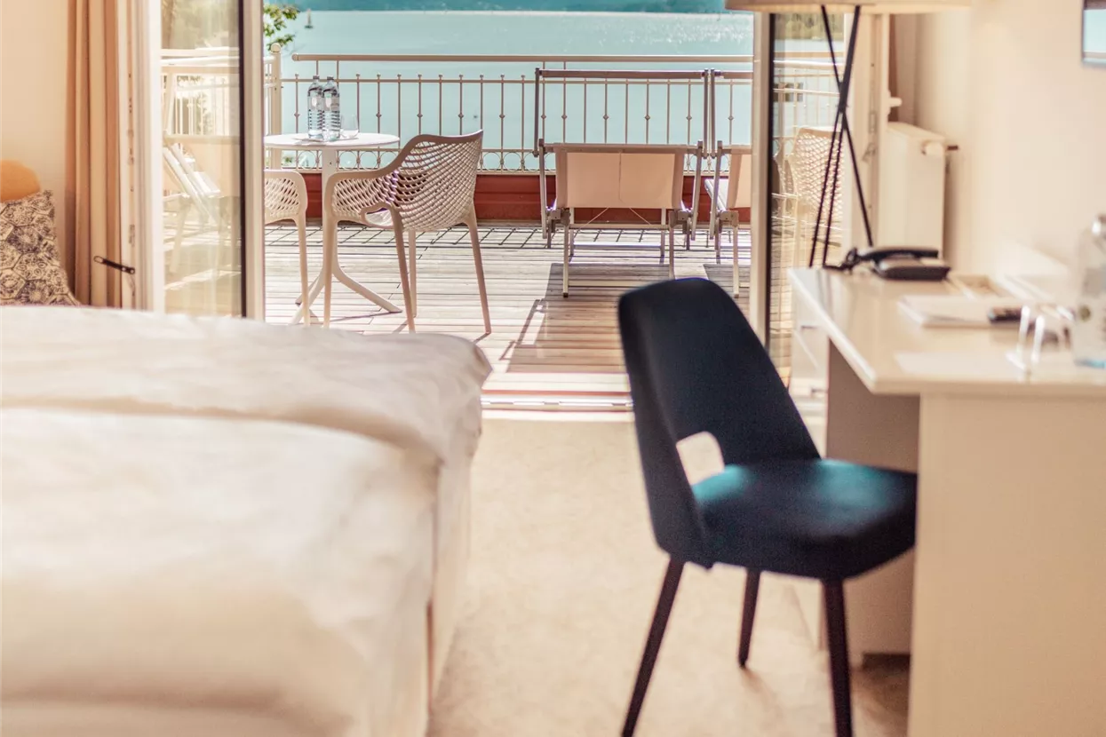 c_Seehotel Dr. Jilly_Zimmer_Deluxe_Plus_3.jpg