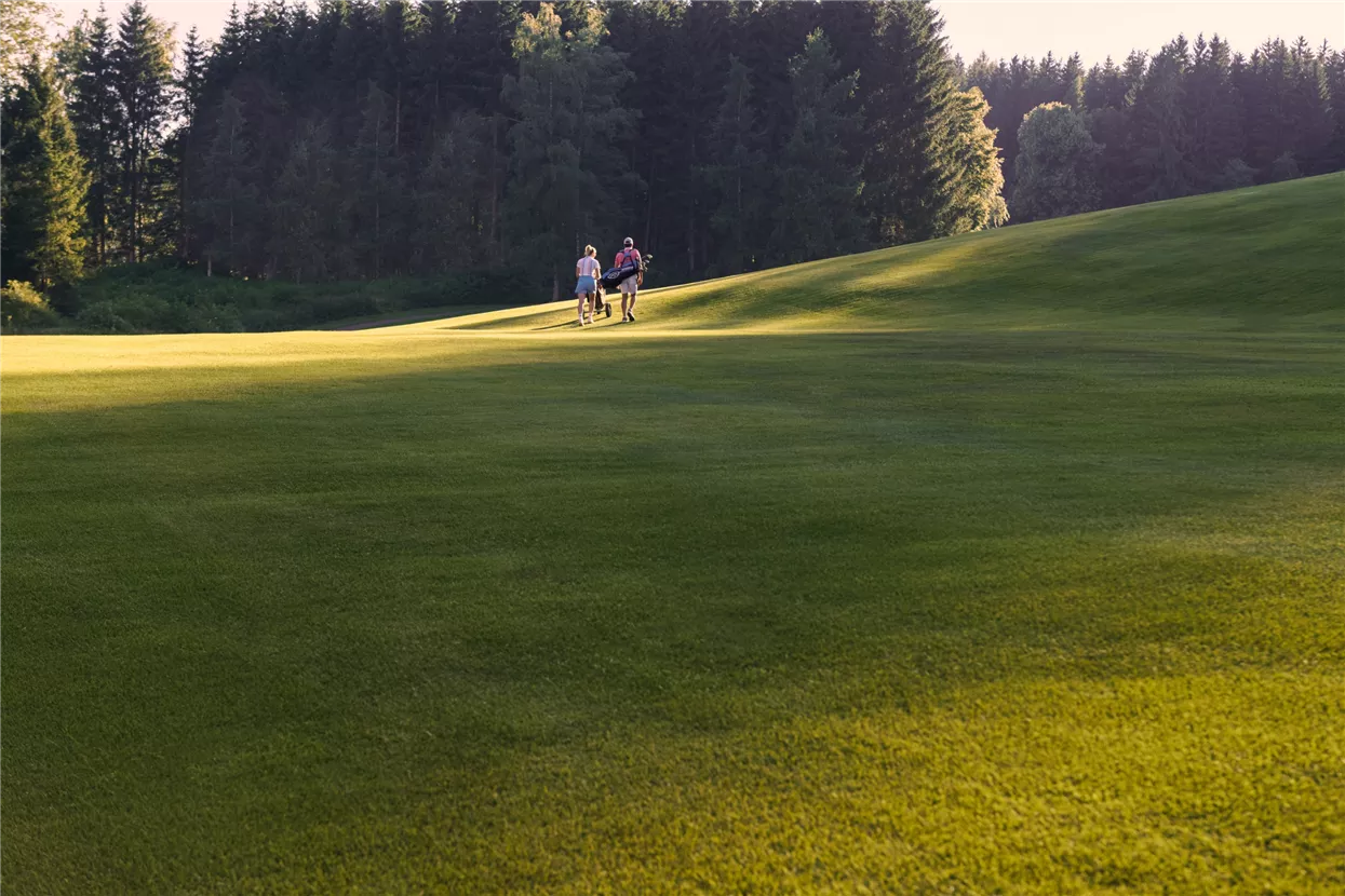 Golfen_in Schladming-Dachstein_c-Edy-Gröger.jpg