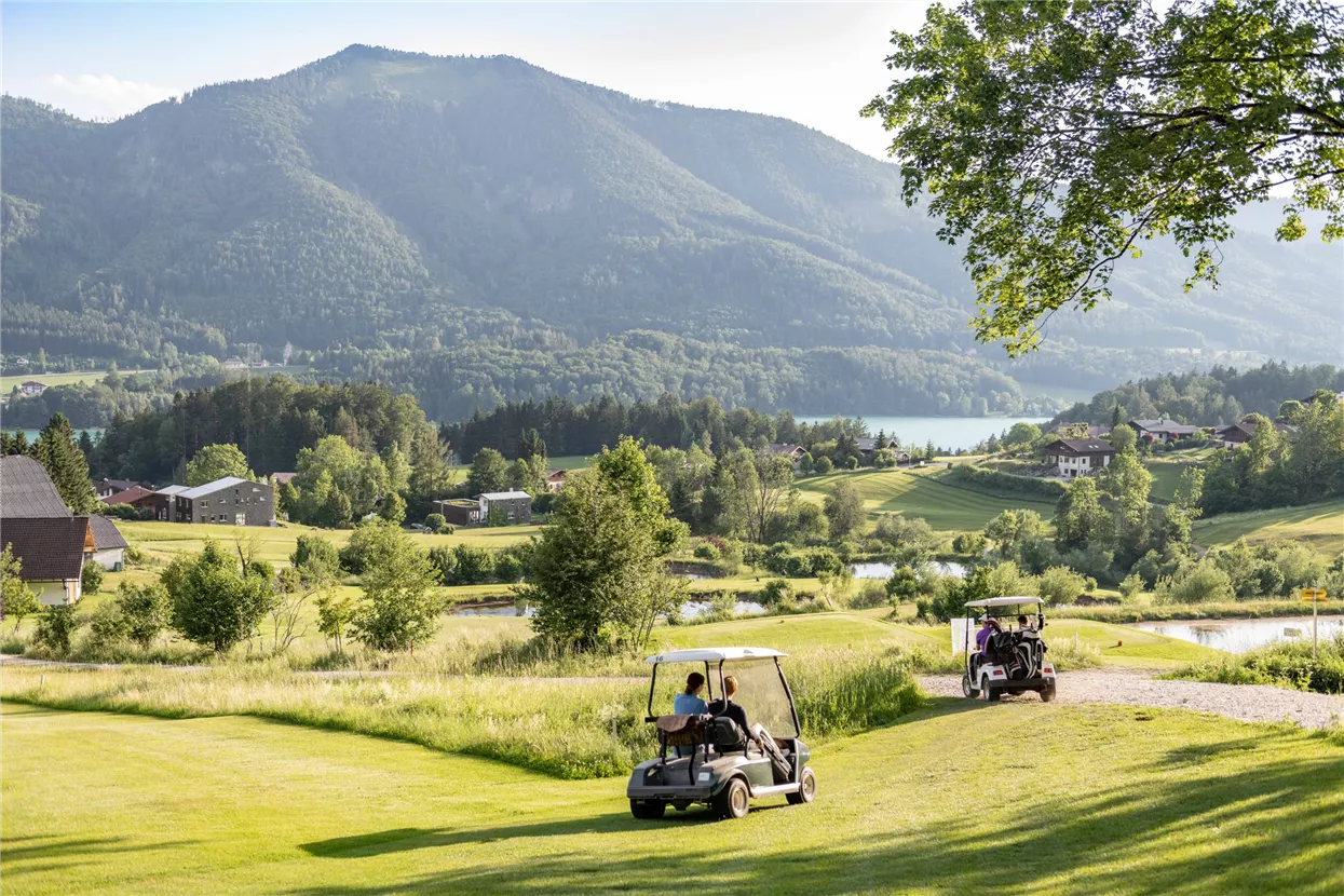 Golfplatz am See