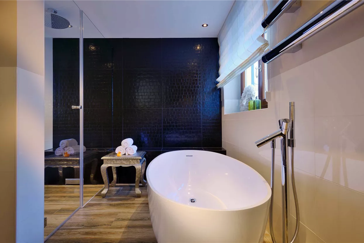 Hotel_Arlberg_Zimmer_Bad