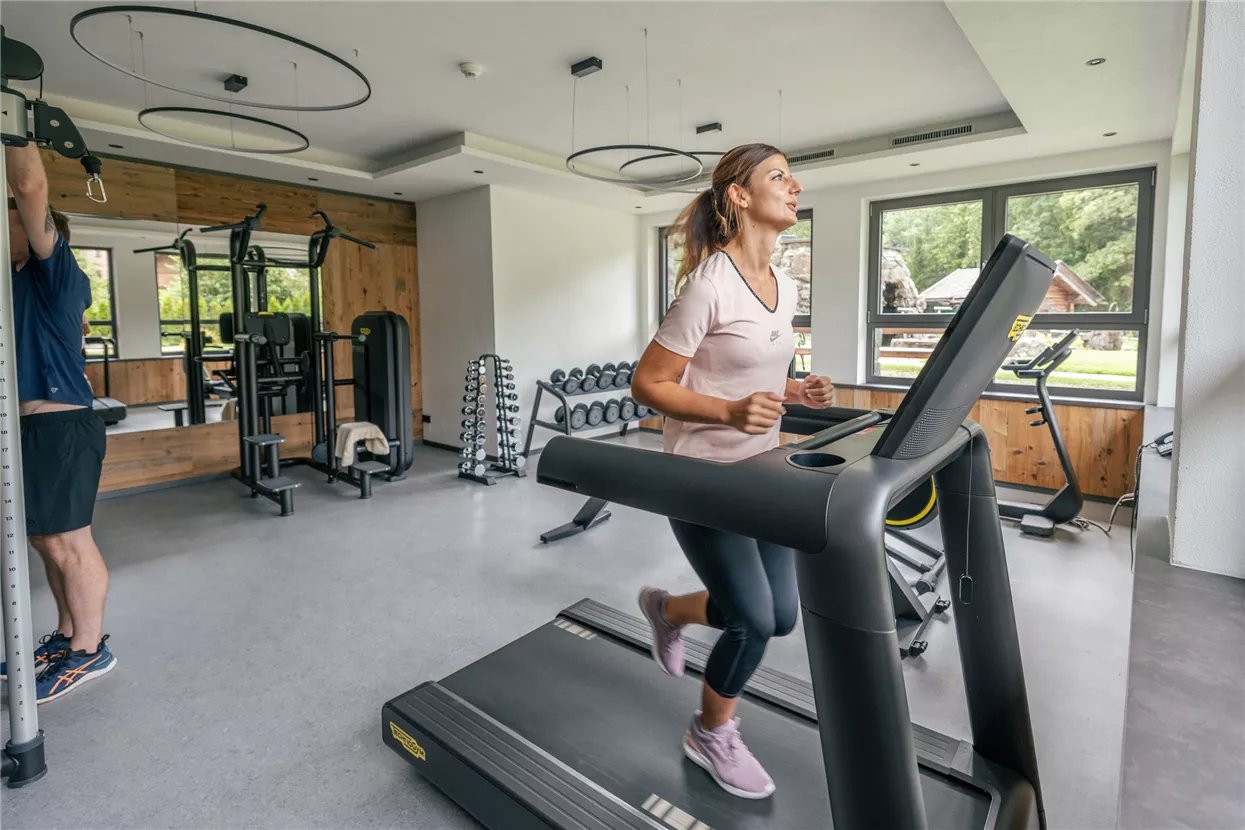 Jagdschloessl_Fitnessraum_06_FlorianW.jpg