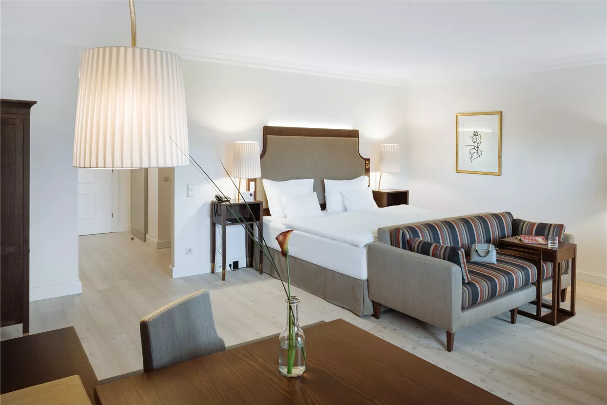 Junior Suite mit Balkon.jpg