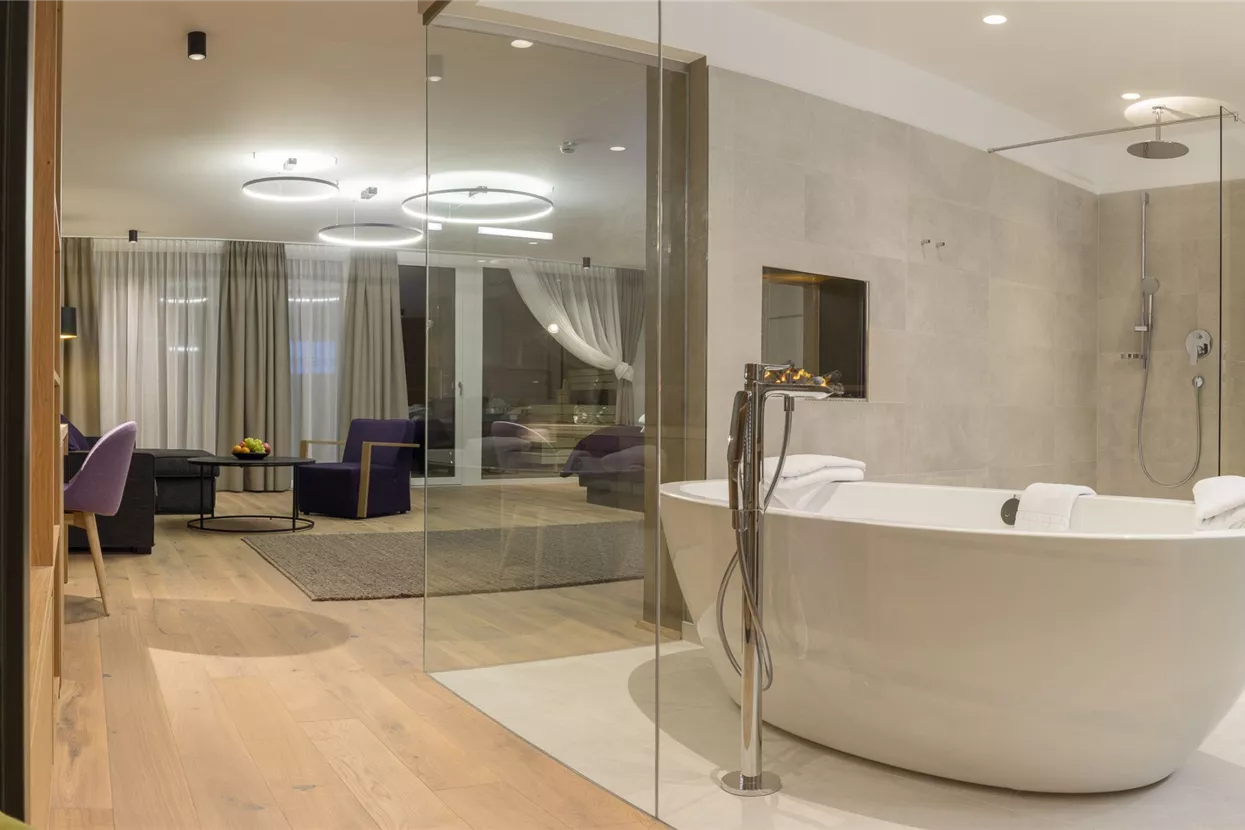 KOSIS Penthousesuite_Bad 2