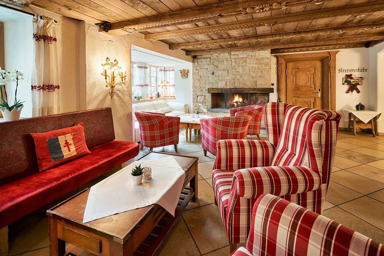 krone_lech_hotel_bar_kamin_lounge_2025_foto_herbert_lehmann.jpg