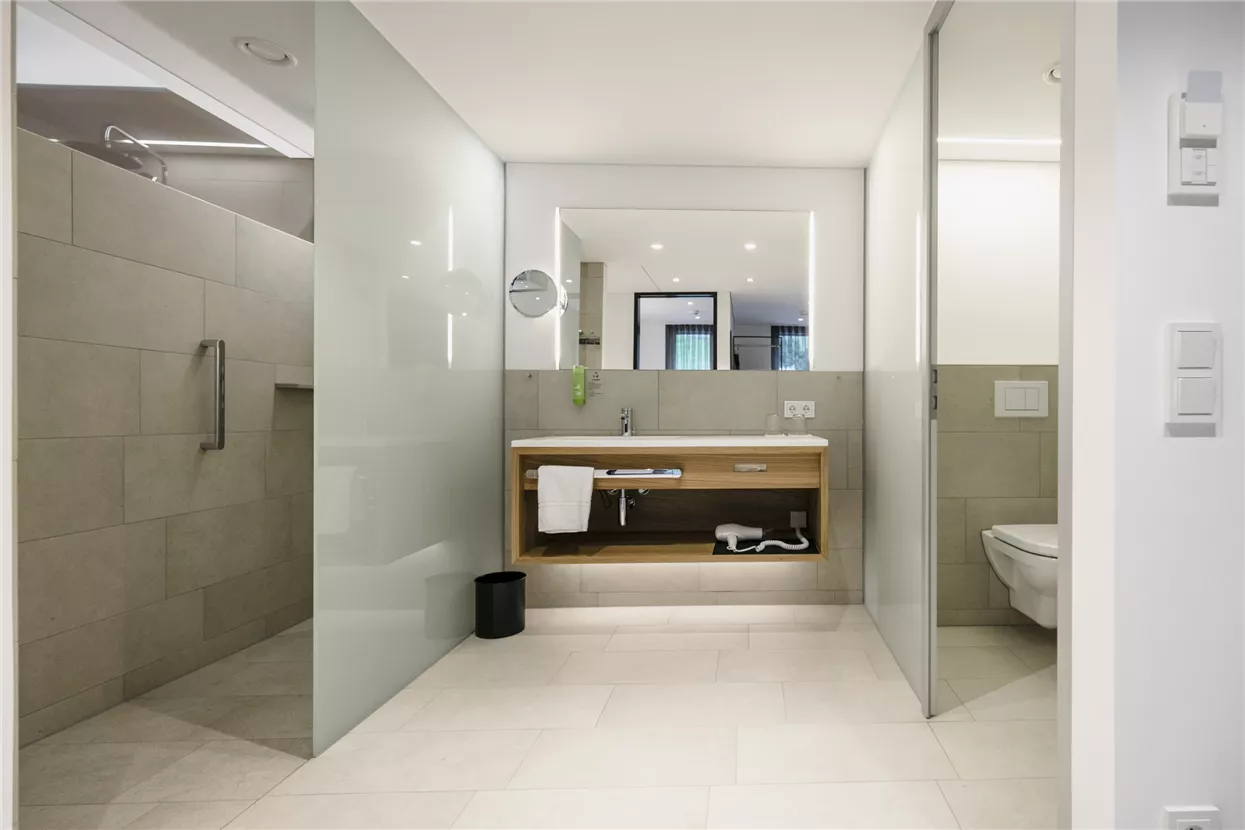 Montfort das Hotel Businesszimmer 2.jpg