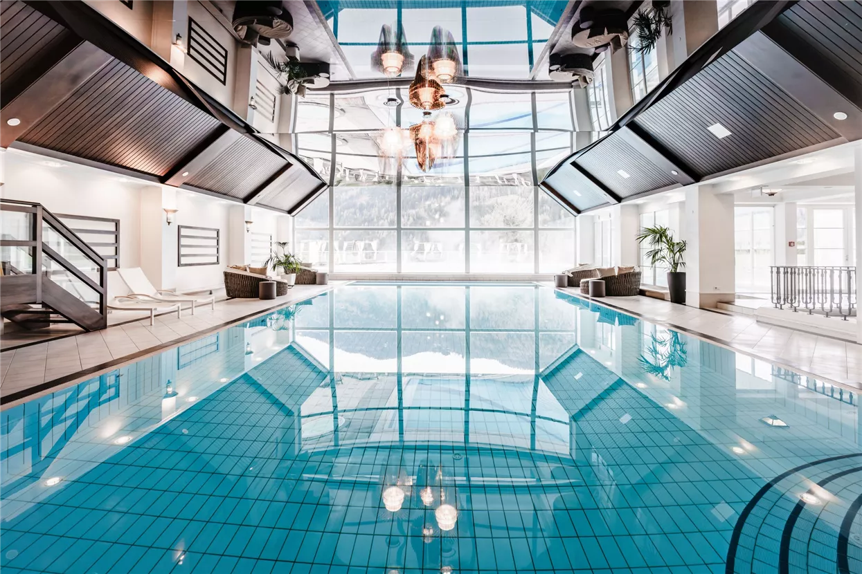 Pool_c-Thomas-Sattler-2.jpg