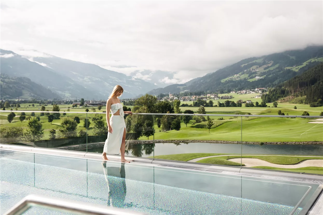 Sportresidenz Zillertal Pool