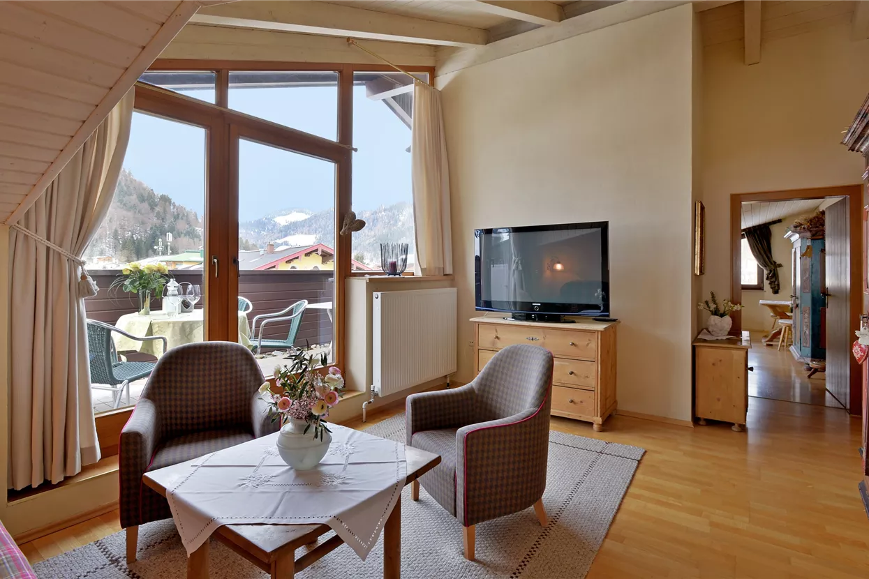 TypTirolWohnzimmer2.jpg