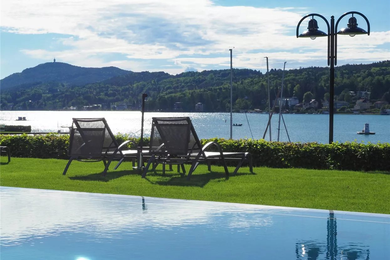 Wellness mit See
